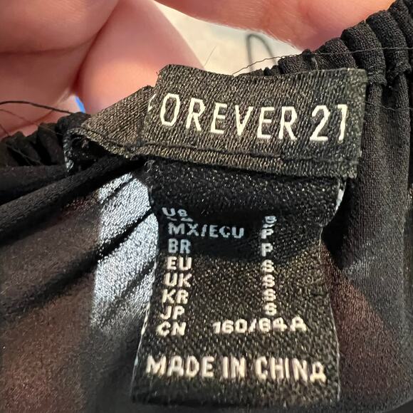 Vintage Forever 21 Off Shoulder Long Sleeve Mini Dress size Small Black Goth - Picture 5 of 5